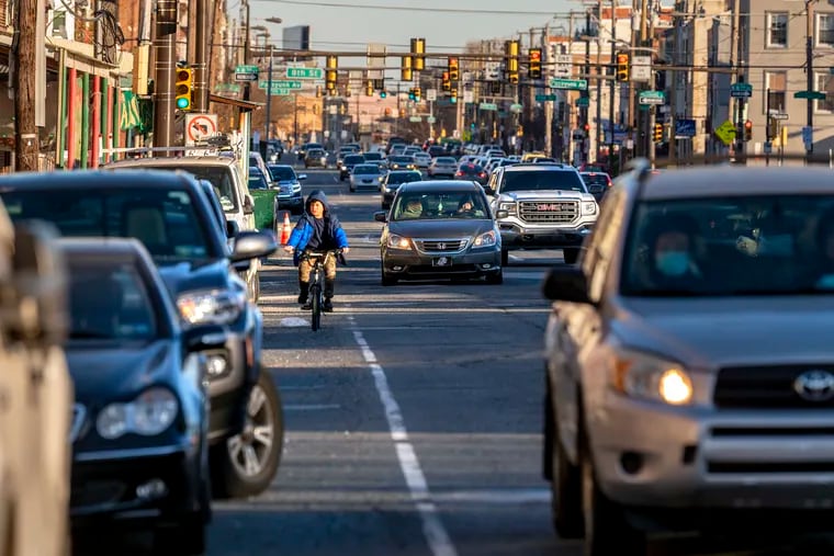 Washington Avenue at Ninth Street in Feb. 2022. It's a congested thoroughfare running from South Philly to Point Breeze and Gray's Ferry. It is on the city's list of most dangerous roadways.