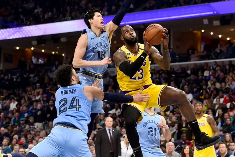 The first-place Lakers and LeBron James (23) would benefit from the resumption of the season. James has a great chance to win his fourth NBA title.