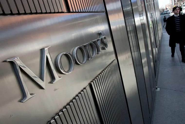 Moody's Investors Service says New Jersey paid just 28 cents for every dollar needed to balance pension spending with income in 2013.