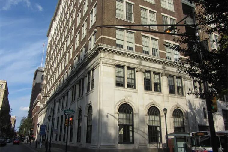 The Curtis Center at 7th and Walnut streets in Philadelphia. (Photo from OCFRealty.com)