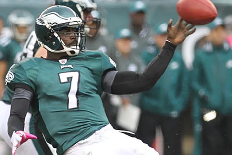 Michael Vick and the Eagles may have better luck against a young Bills team. (Charles Fox/Staff Photographer)