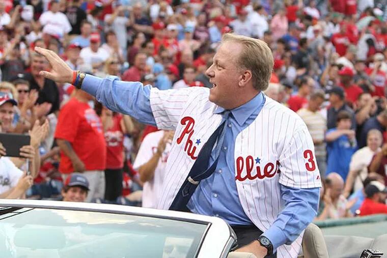 Curt Schilling takes a lap around the stadium after being inducted into the Phillies' Wall of Fame. (Ron Cortes/Staff Photographer)
