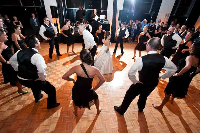 For her wedding, Alicia Leahy , who teaches dance, choreographed a performance to hip-hop songs by her and Billy, her husband, and their 16-member bridal party.