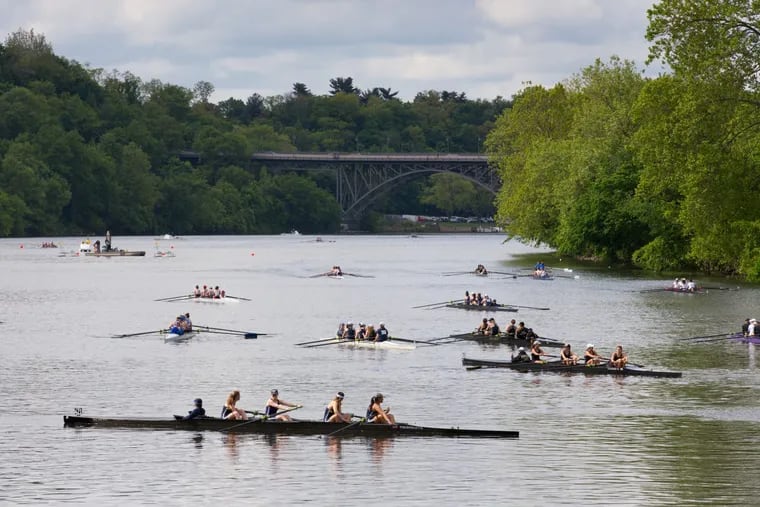 Rowers on the Schuykill River at the 2017 Dad Vail Regatta.