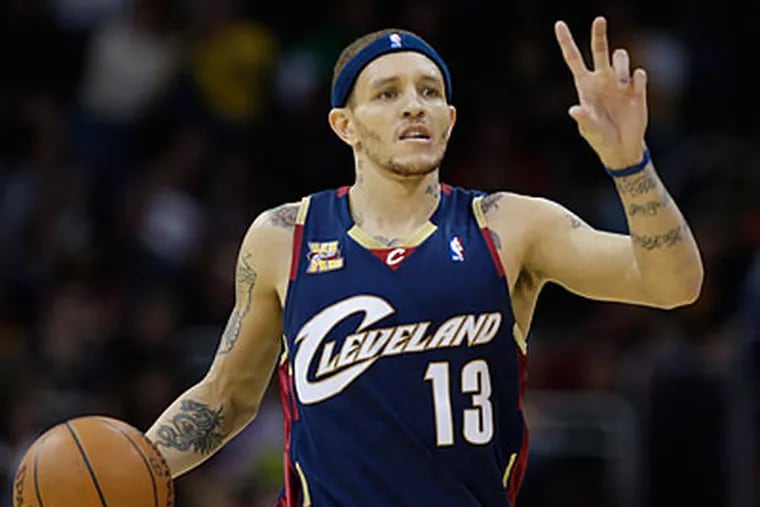 Delonte West is rumored to have slept with LeBron James' mom when they were teammates on the Cavaliers (Associated Press)