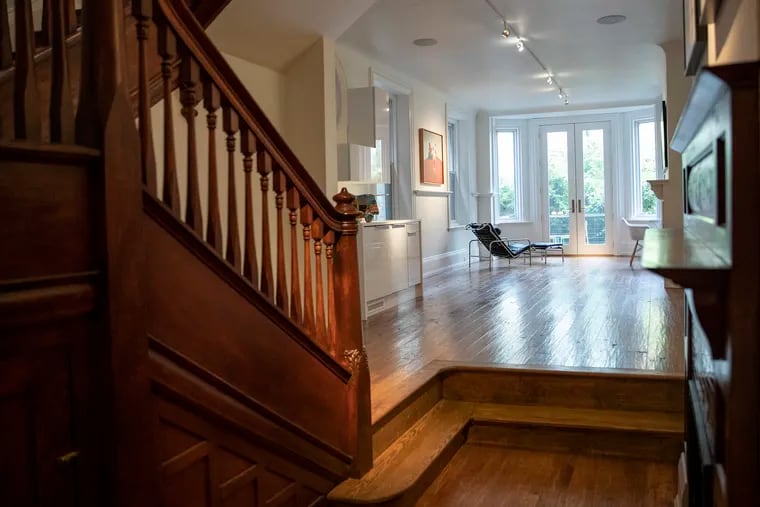 "We wanted to leave the first floor open to greet guests and have more formal gatherings," said homeowner Sampath Kannan, "and the top three floors for everything else.”