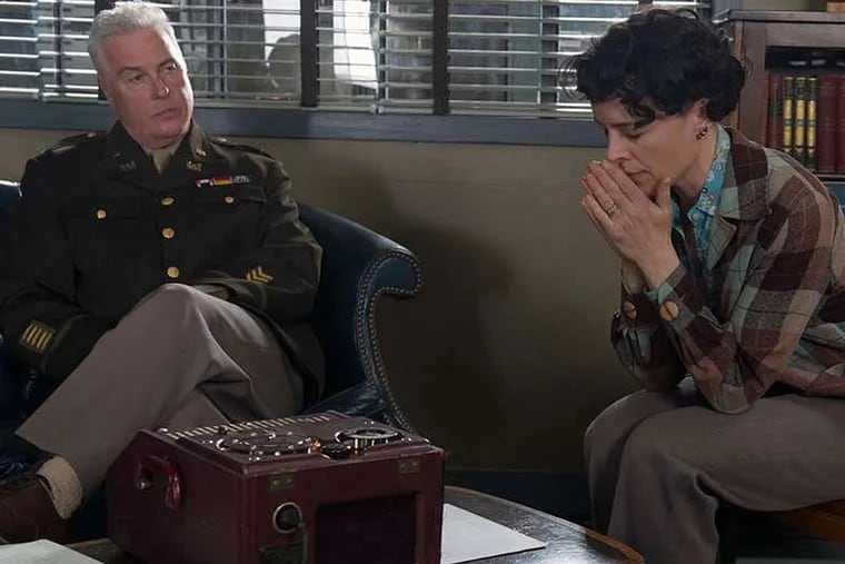 William Petersen as Colonel Darrow and Olivia Williams as Liza Winter in "Manhattan," season 2. (Photo: WGN America)