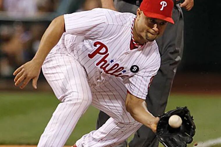 "I can play, it's just not comfortable," Placido Polanco said about his back pains. (Ron Cortes/Staff file photo)