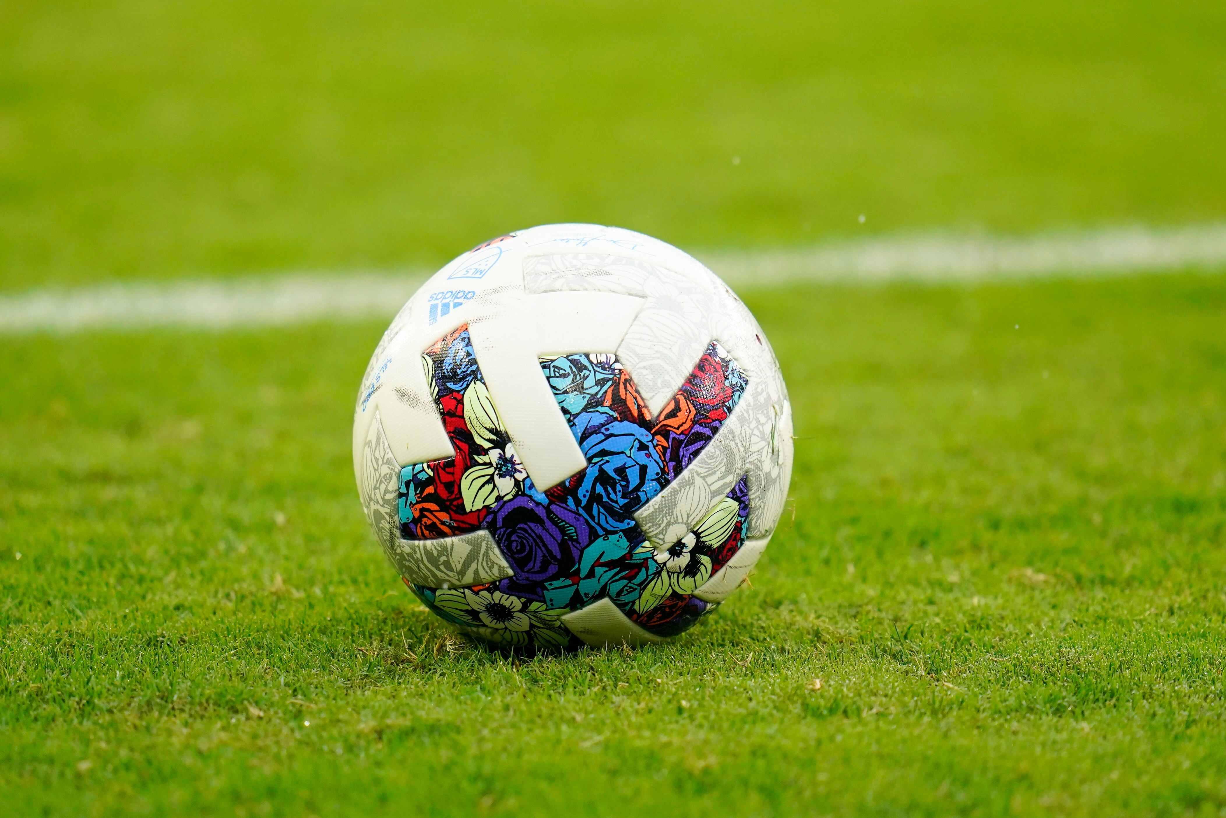 MLS on Apple TV: Univision out of regular-season and playoff TV broadcasts  in 2023