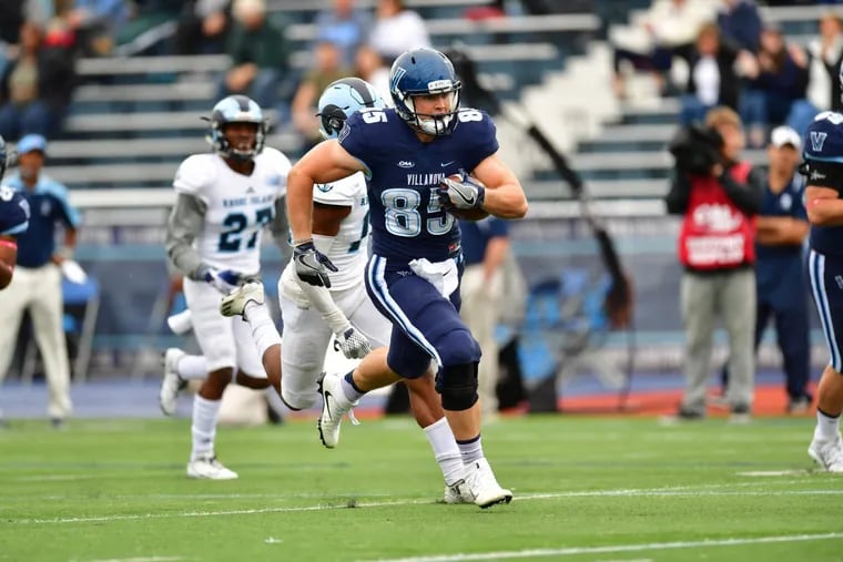 Villanova tight end Ryan Bell was hurt in the game against Albany.