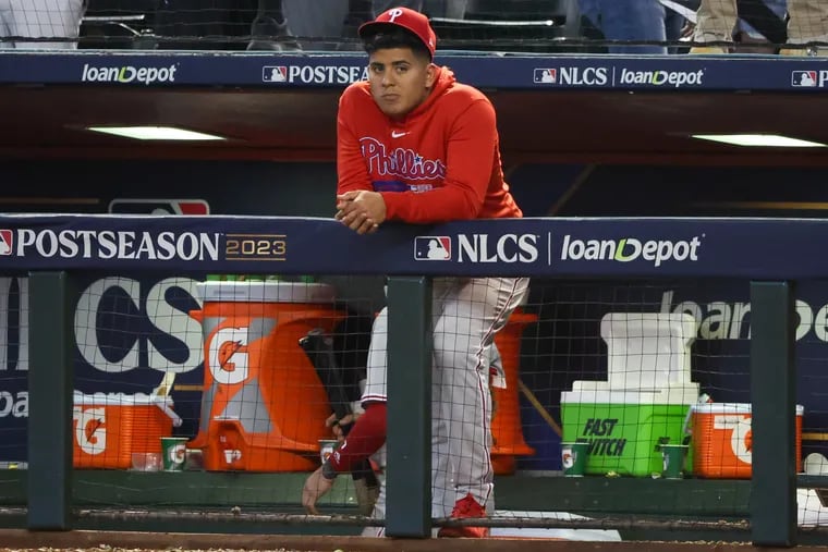 Ranger Suarez watches the Diamondbacks score the winning run in the ninth inning of Game 3.