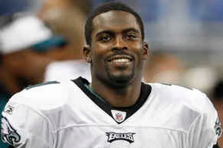 Michael Vick passed for 284 yards and two TDs in a 35-32 victory over the Detroit Lions on Sunday. He also played well against Green Bay.