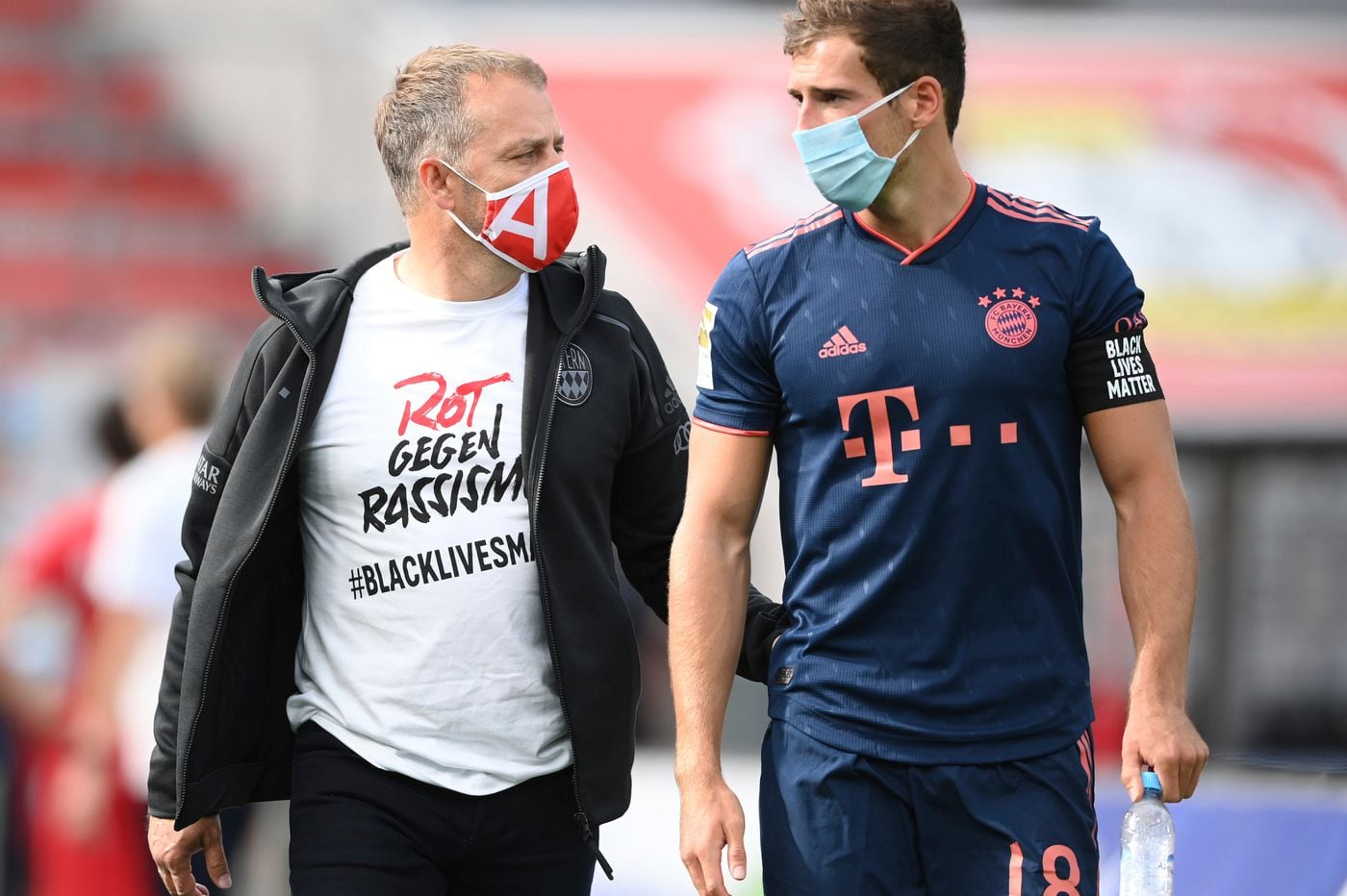 Bayern Munich players wear Black Lives Matter armbands; Borussia ...