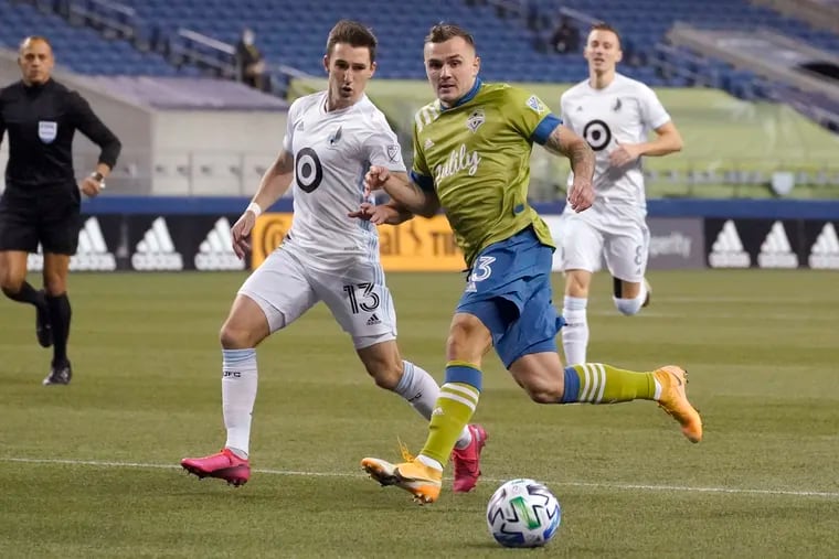 Jordan Morris, right, leads the Seattle Sounders against the Columbus Crew in the MLS Cup final on Saturday night.