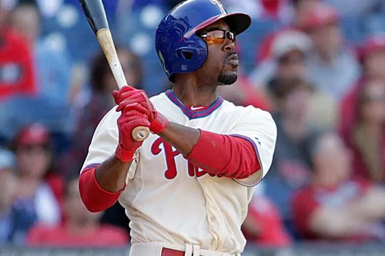 Big chunks of runs require big extra-base hits, and in the Phillies' 9-8 loss to the Royals on Sunday, they did not get one until Jimmy Rollins connected on a three-run homer in the ninth inning. (H. Rumph Jr/AP)