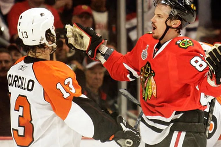Tomas Kopecky and the rest of the Blackhawks matched the Flyers' physicality. (David Maialetti / Staff Photographer)