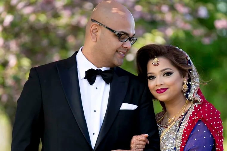 Newlyweds Shaan Hamid and Farwa Naqvi were introduced by family.