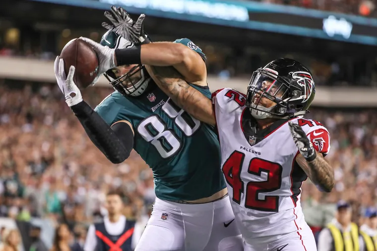 Linebacker Duke Riley knocked the ball out of Dallas Goedert's hands in a game for the Falcons last year.
