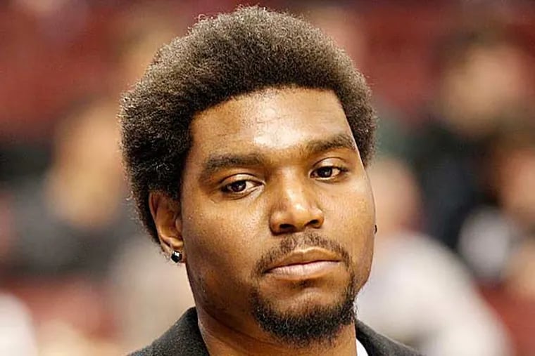 Andrew Bynum seemed optimistic about the fact that he had been on the court Saturday and Sunday, getting in workouts up to two hours. (Yong Kim/Staff file photo)