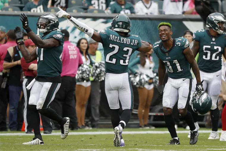 Rodney McLeod (23) and Jalen Mills (31, though he'll wear No. 21 this season) hope they will have lots to celebrate in 2020.
