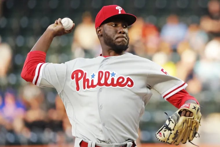Phillies starter Enyel De Los Santos delivers a pitch during the first inning of his major-league debut.