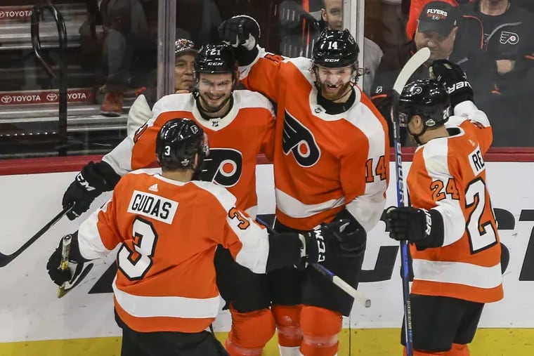 Sean Couturier and the Flyers are looking to improve upon a 2017-18 season that saw them lose in the first round of the playoffs.