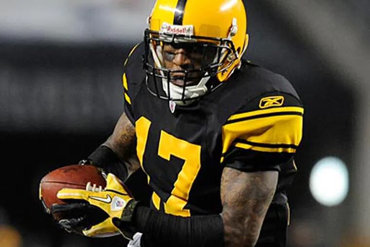Mike Wallace has been more productive for the Steelers than DeSean Jackson’s been for the Eagles. (Don Wright/AP)
