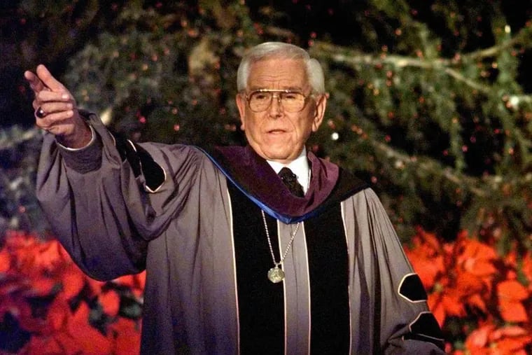 Rev. Schuller, the Southern California televangelist who brought his message of "possibility thinking" to millions, died early Thursday, April 2, 2015, in California. He was 88. (AP Photo/Kevork Djansezian, File)