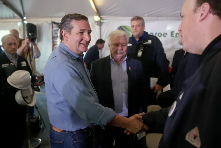 U.S. Sen. Ted Cruz (R.,Texas) greets employees before leading a rally against the federal ethanol rules at the Philadelphia Energy Solutions refinery on Wednesday.