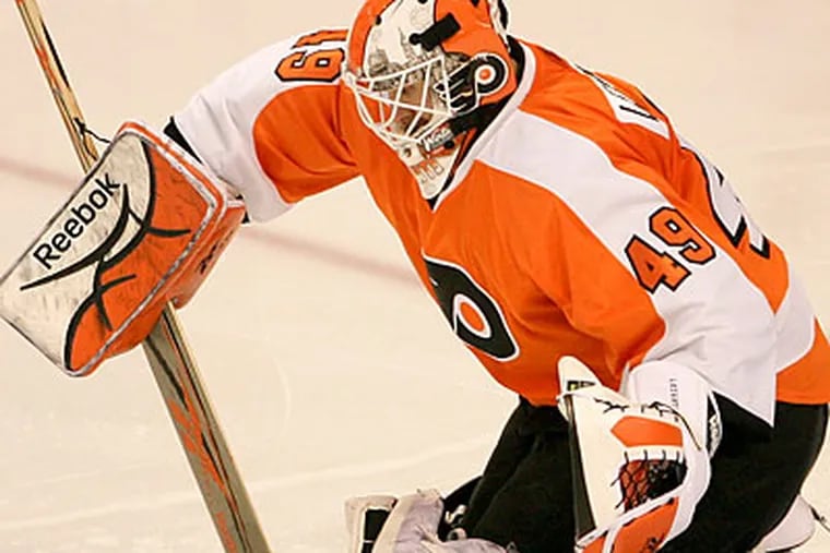 Michael Leighton is expected to start for the Flyers at New Jersey tonight. (Yong Kim/Staff file photo)