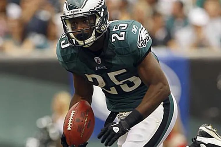 Eagles running back LeSean McCoy enters the final year of his contract in the upcoming season. (Yong Kim/Staff file photo)