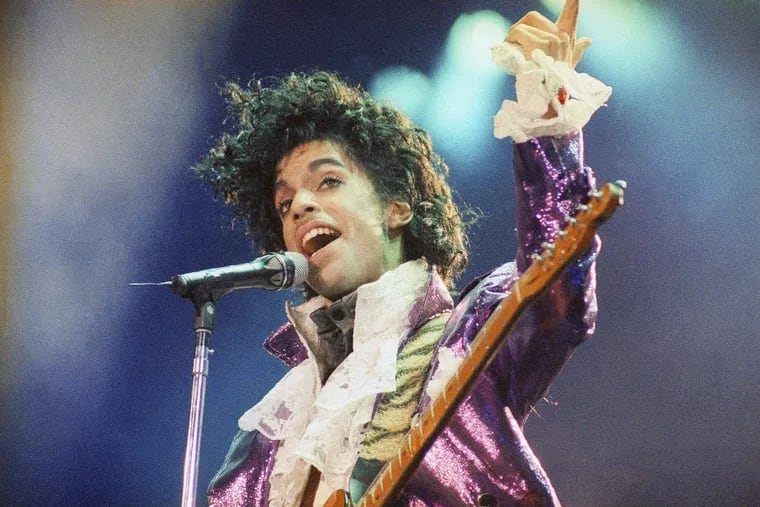 Prince at the Forum in Inglewood, Calif., in 1985.
