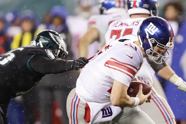 Eagles defensive end Vinny Curry is coming off a two-sack game against the Giants on Monday night. He and his linemates need another big performance Sunday against Redskins and their rookie quarterback, Dwayne Haskins.