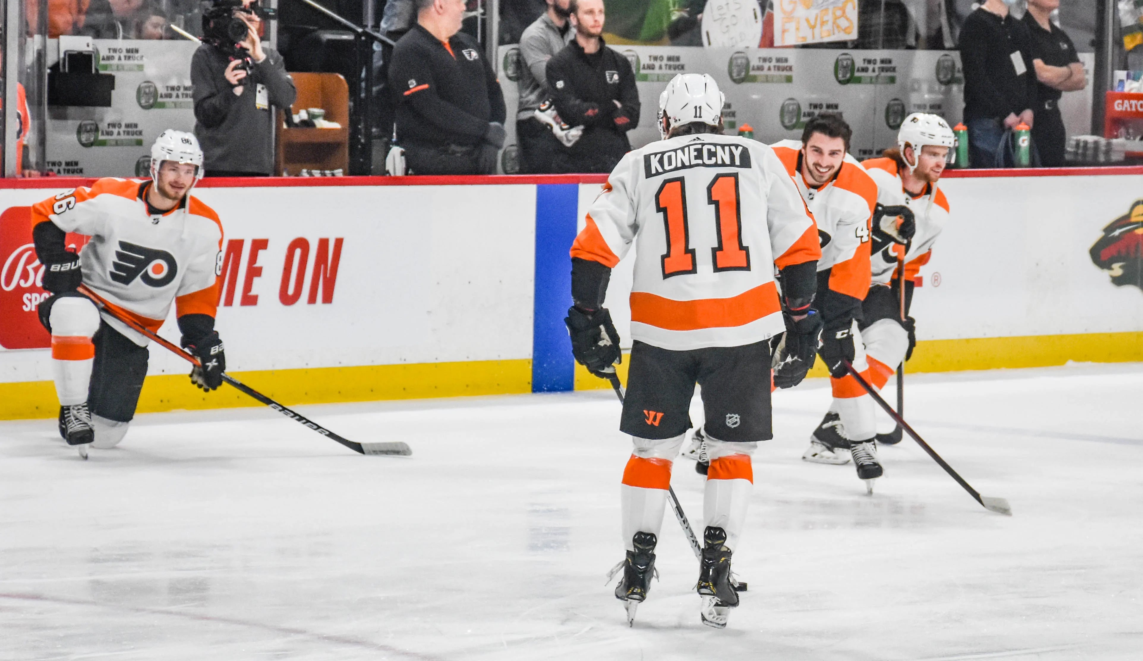 Noah Cates and the Flyers' youth lead team to a 4-1 win over rival Pittsburgh  Penguins