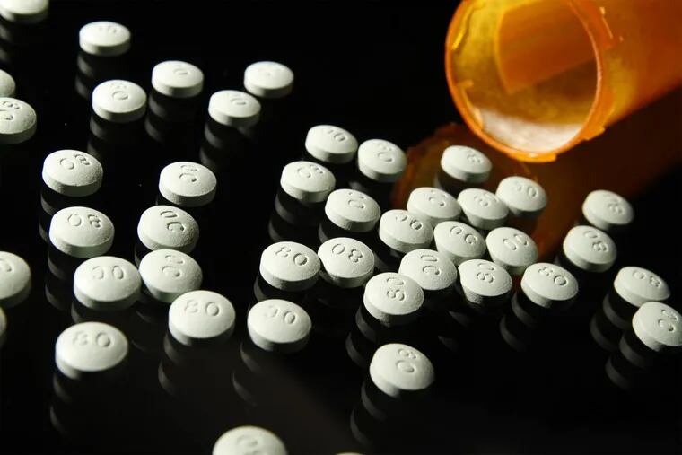 Purdue Pharma, maker of OxyContin, should takes it strongest form of Oxycontin off the market, government lawyers tell the judge hearing their suits.