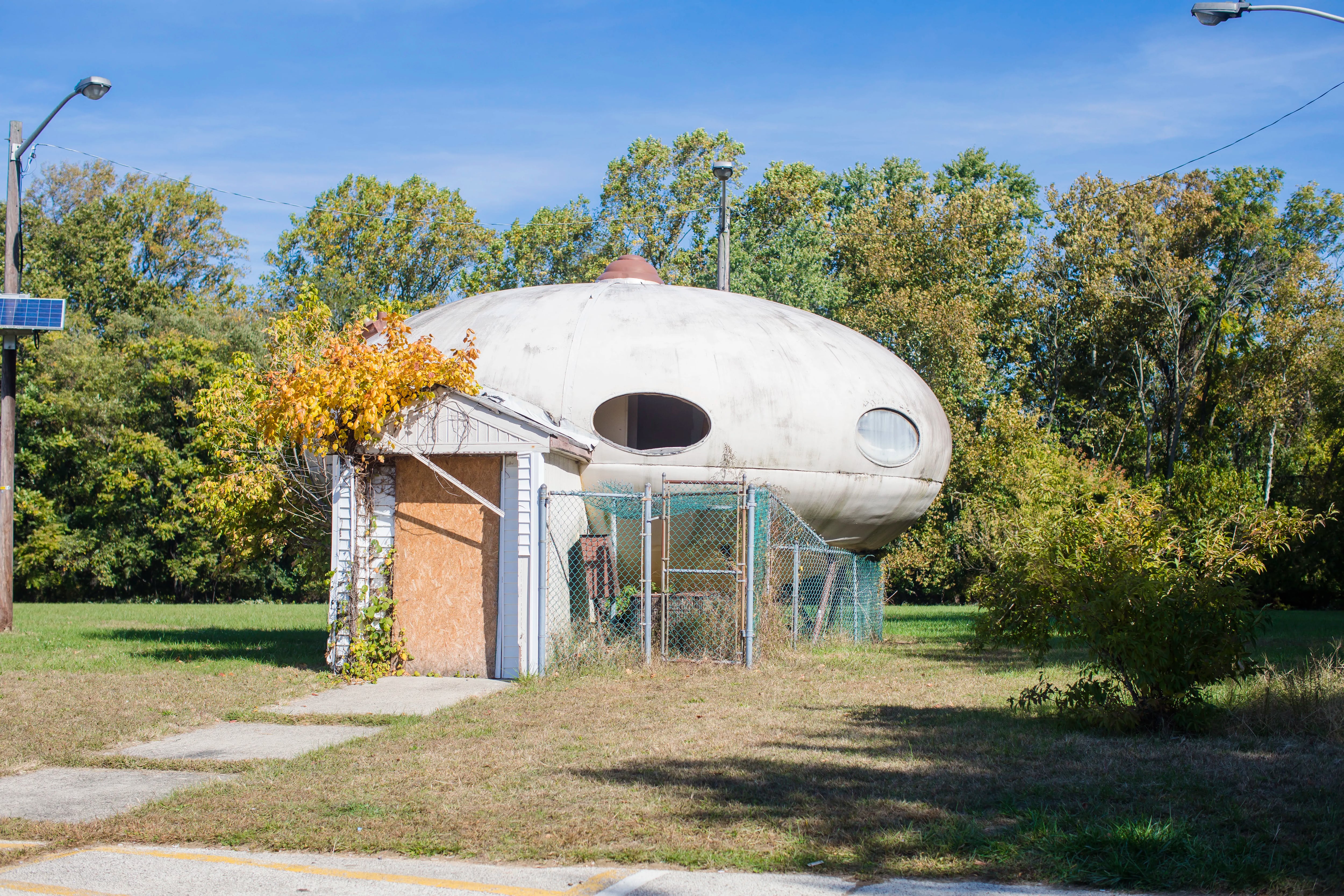 Fifty years after their commercial crash, UFO-like Futuro houses still fly  with fans in Philly and beyond