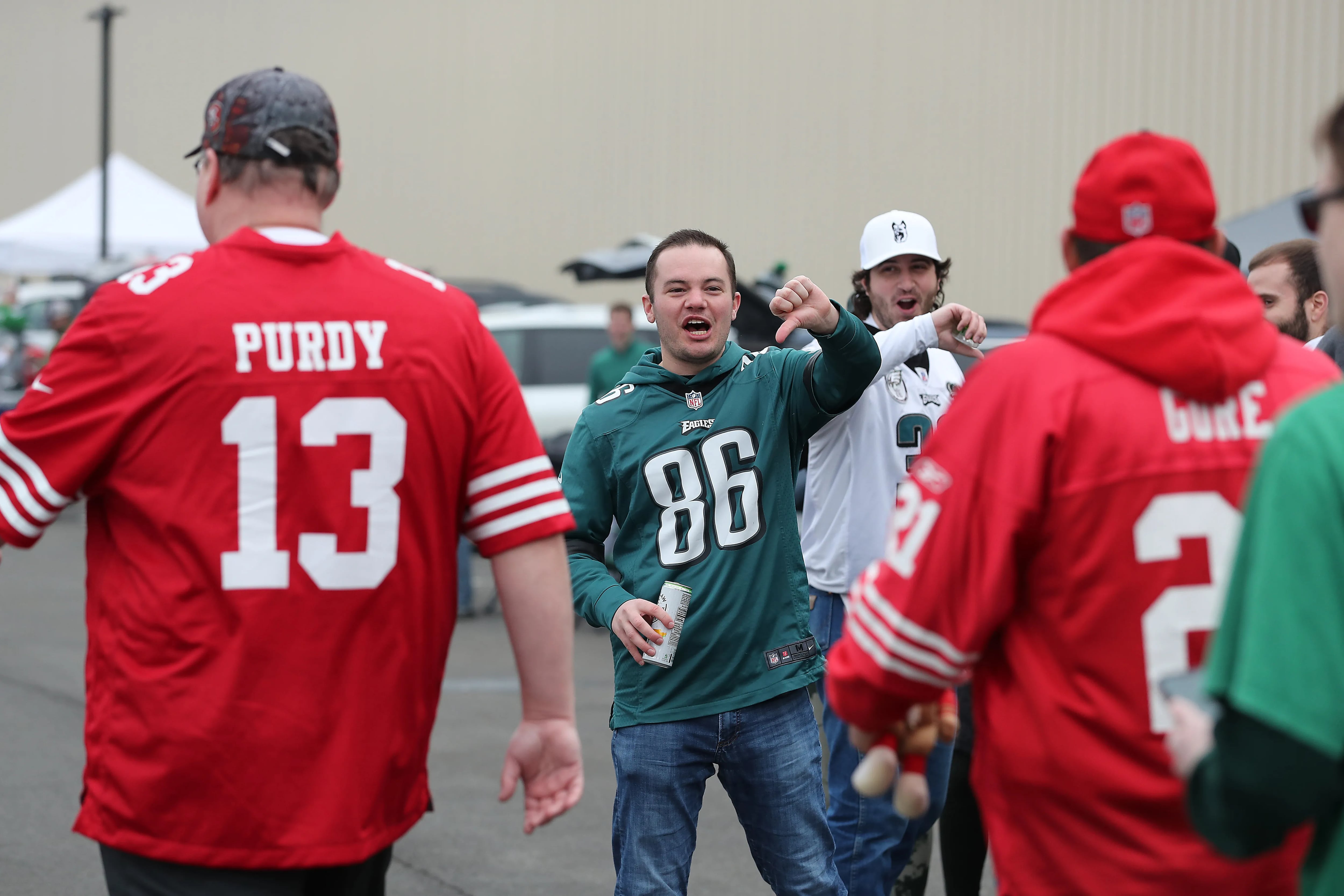 Eagles fans boo 49ers fans ahead of last season's NFC Championship game at the Linc. 