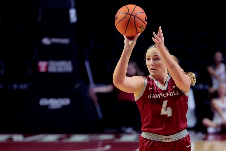 Laura Ziegler broke out for a career-high 27 points in St. Joe's win over Duquesne.