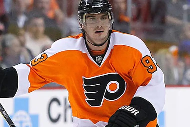 Nikolay Zherdev played on the Flyers' fourth line against the Canadiens last night. (Yong Kim/Staff file photo)