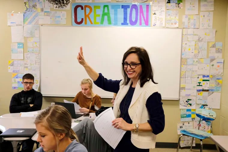 Longtime English teacher Ellen Powless leads a Bible class in February at McCracken County High School in Paducah, Ky. (Photo by Isaac Smith for the Washington Post)