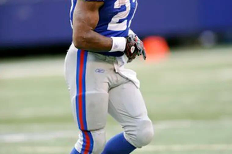 Giants&#0039; Brandon Jacobs will likely be out against Dallas.