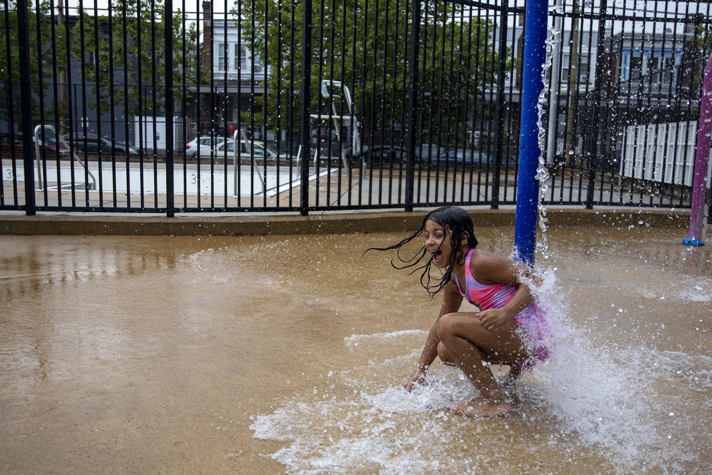 A guide to keeping cool in Philly pools - WHYY
