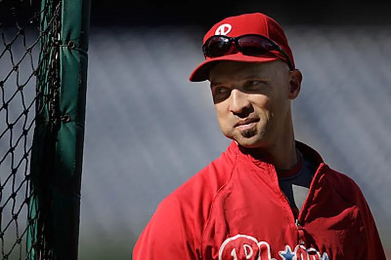 Phillies Notes: Ibanez might need off-season surgery