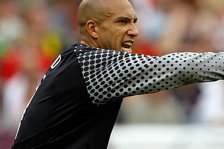 Tim Howard has become one of the world's best goalkeepers in recent years. (Matt Slocum/AP file photo)