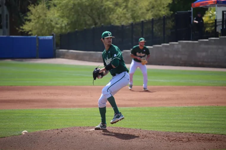 The Phillies signed fourth-round draft pick Carson Ragsdale, a right-handed pitcher from the University of South Florida.