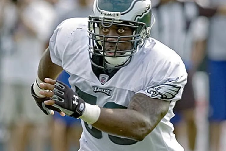 Trent Cole has emerged as the Eagles' only three-down defensive lineman. (Clem Murray/Staff file photo)
