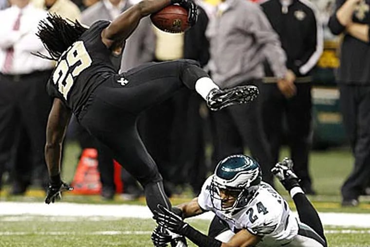 The Saints gained 140 yards rushing against the Eagles Monday night. (Ron Cortes/Staff Photographer)