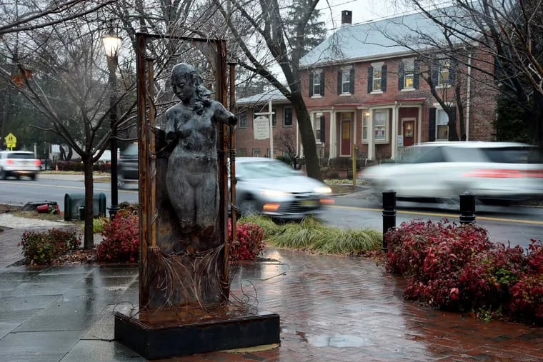 The first piece of public art installed in 2013 by the Haddonfield Outdoor Sculpture was “Uno” by Miguel Antonio Horn of Bala Cynwyd, Pa.
