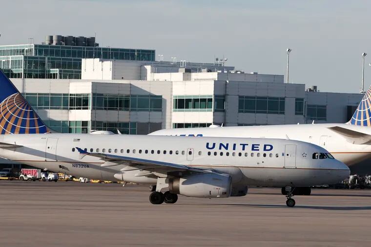 United tells pilots no alcohol for 12 hours before flights