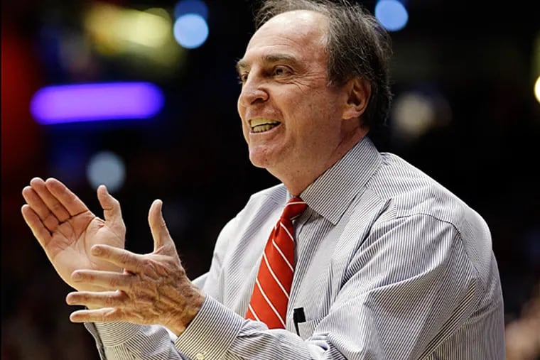 Temple head coach Fran Dunphy urges on his players. (Al Behrman/AP)
